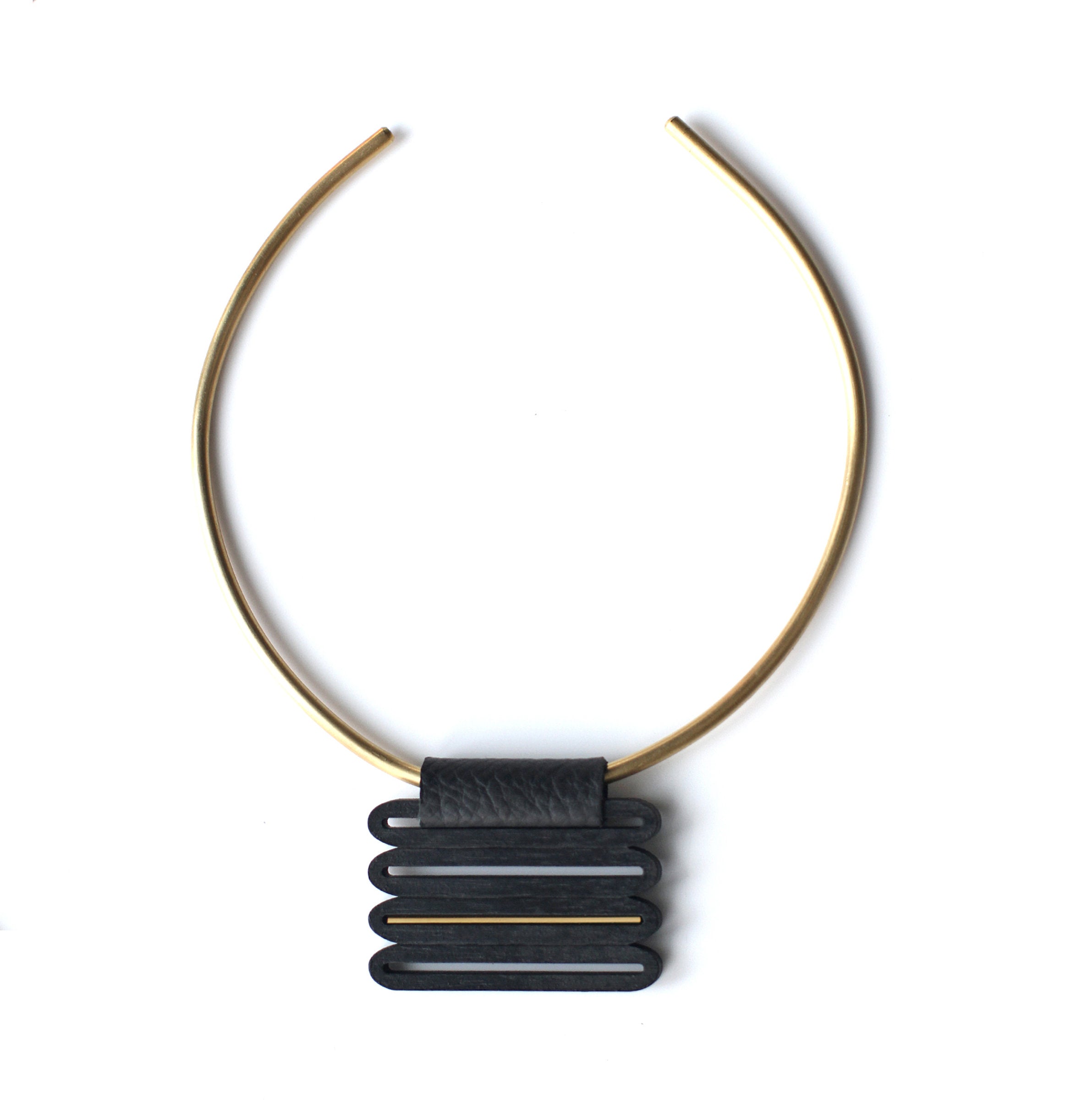 Leather Ladder Collar