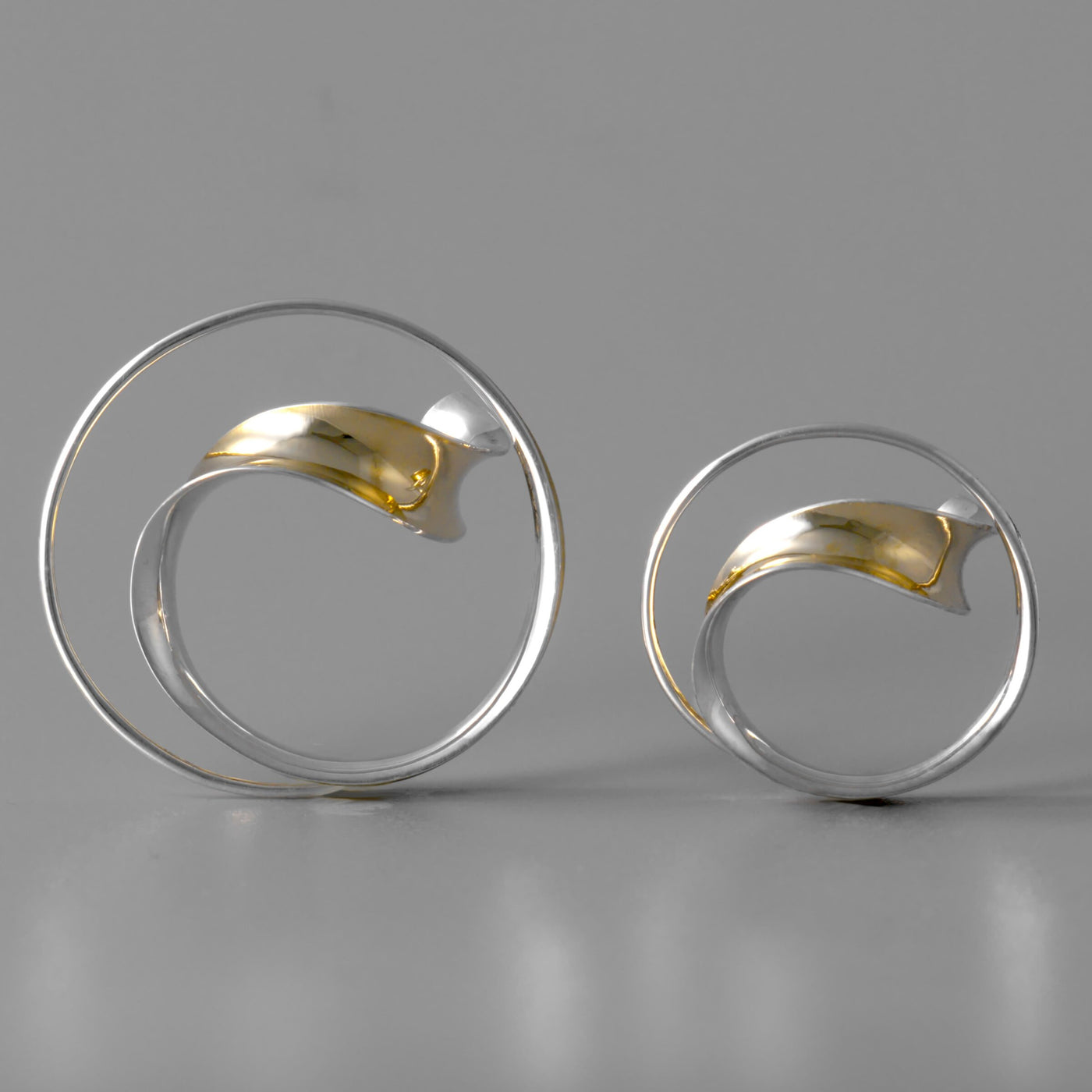 large (left) and small (right)