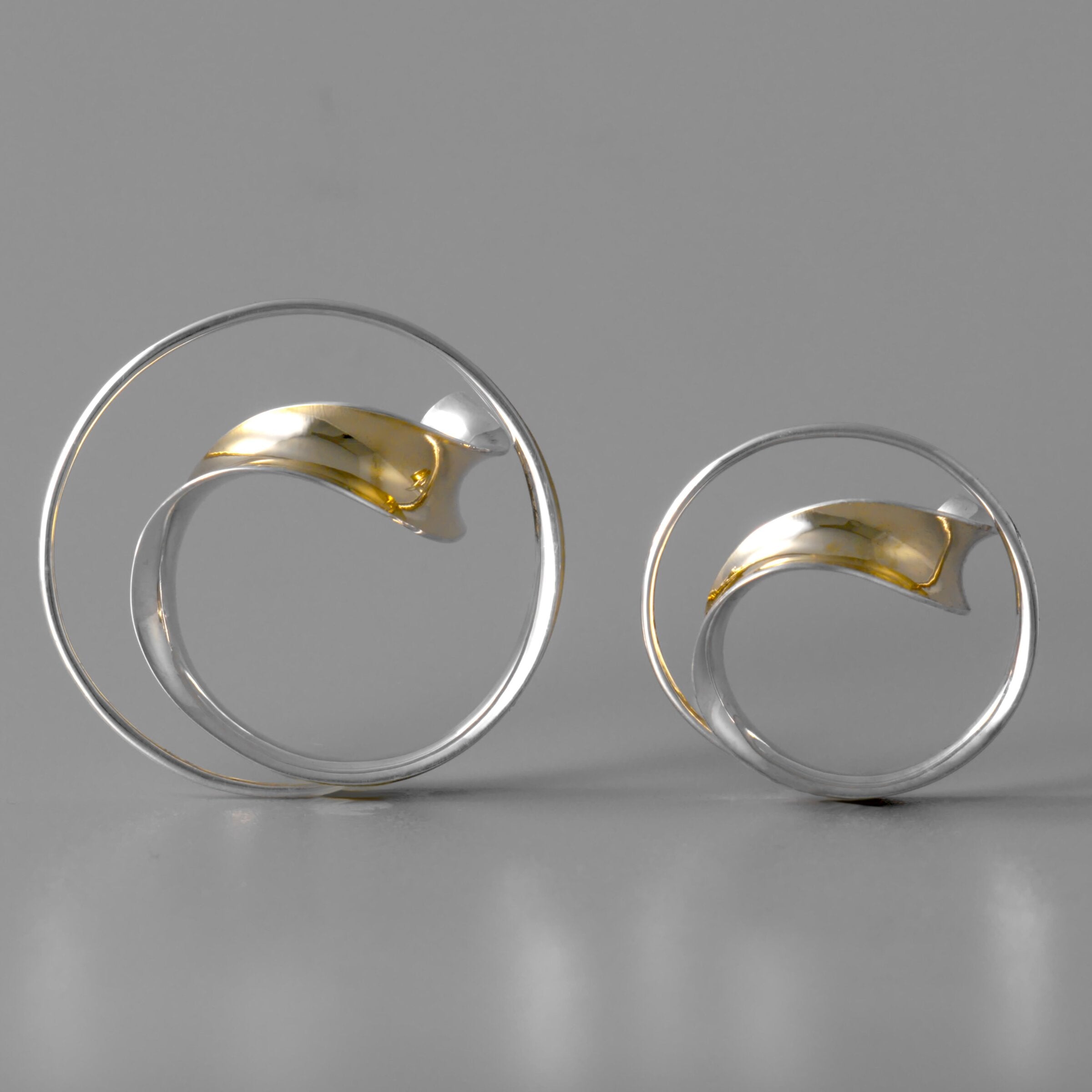 large (left) and small (right)