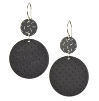 Black dots