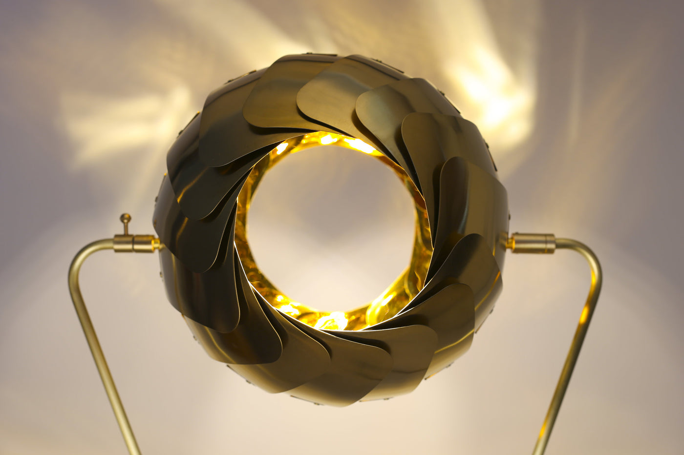 Iris Eye Floor Lamp