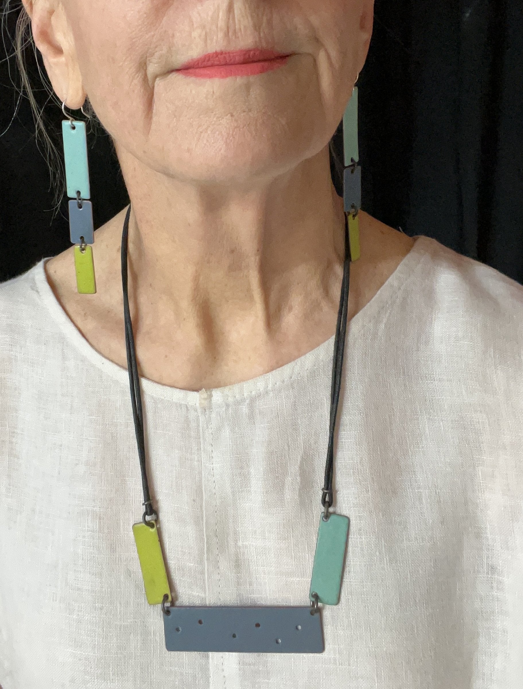 Turquoise/Chartreuse/Gray