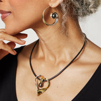 Bimetal with Tahitian Pearl
