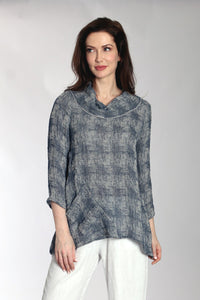 Houndstooth Jacquard Rolled Neck Top