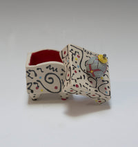 Squiggle Box