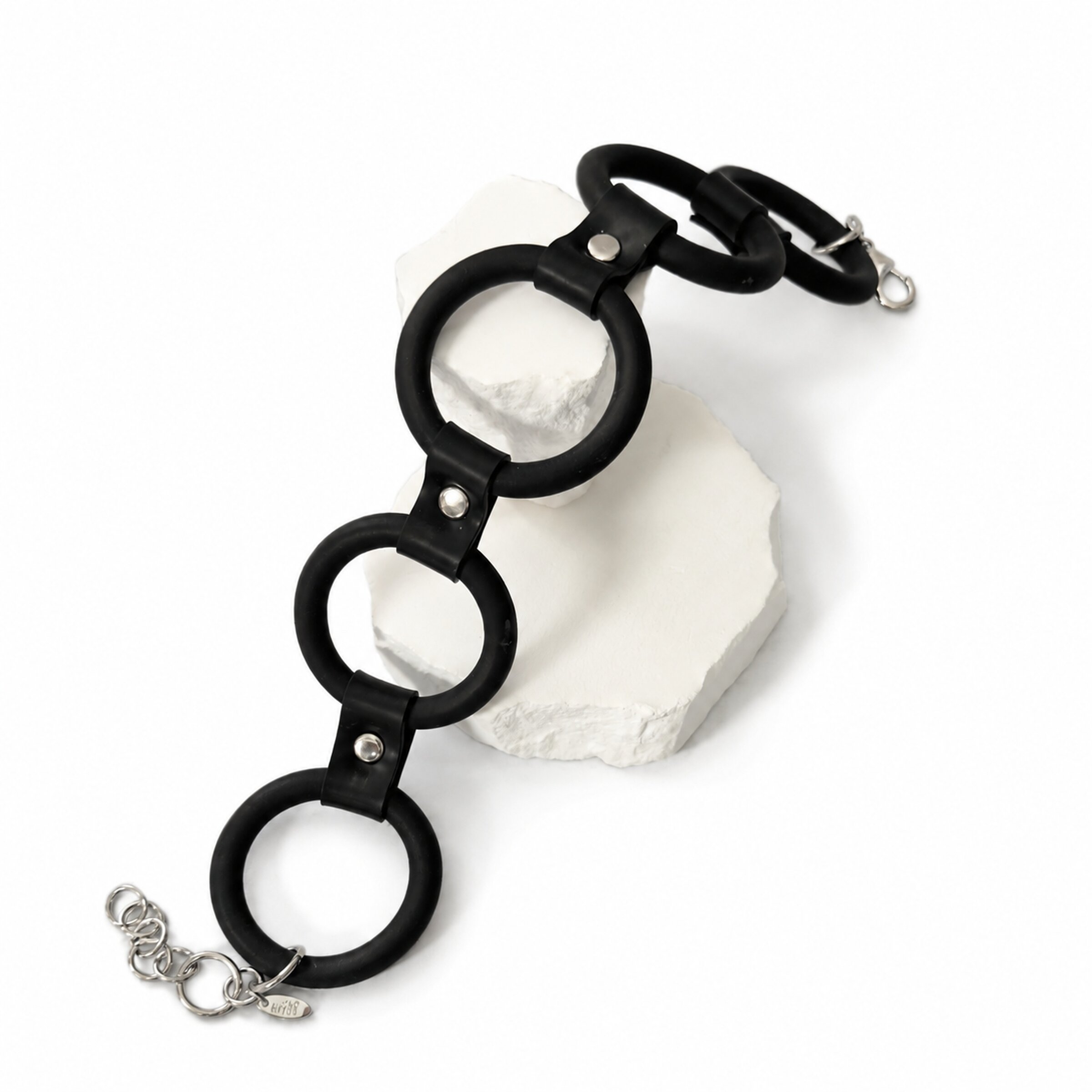 Noir Orbit Choker
