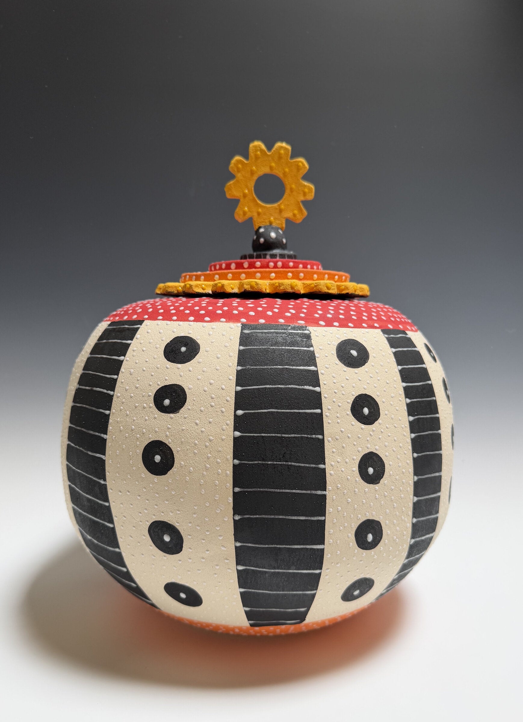 Large Dot Dash Container