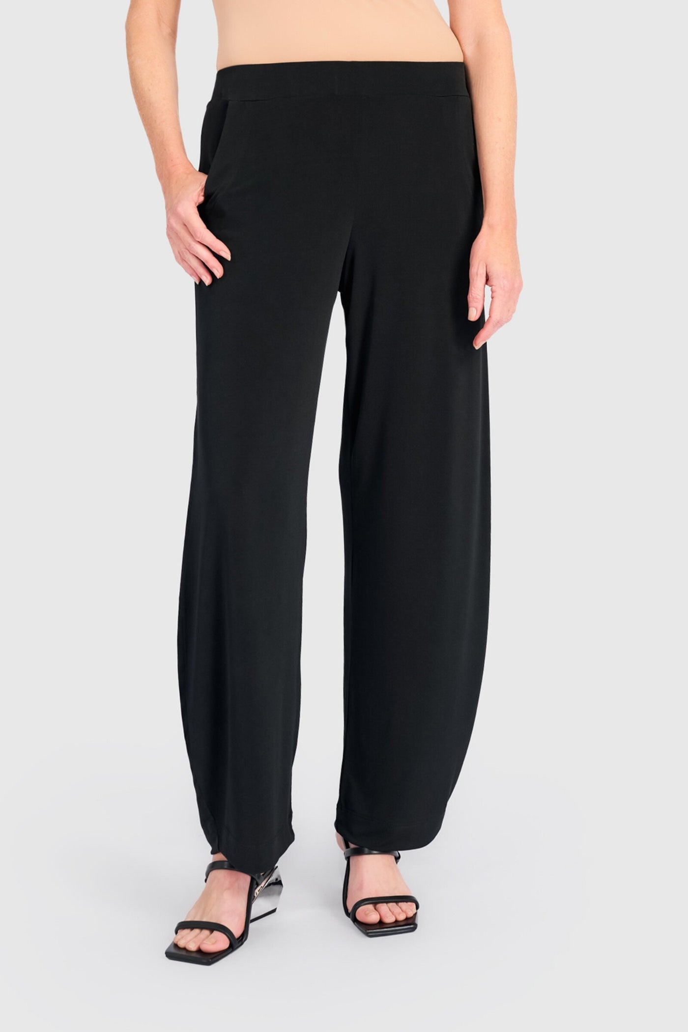 Essential Slinky Flow Pants