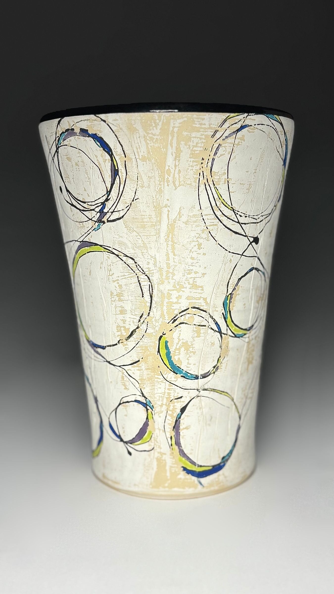 Neurographic Vase