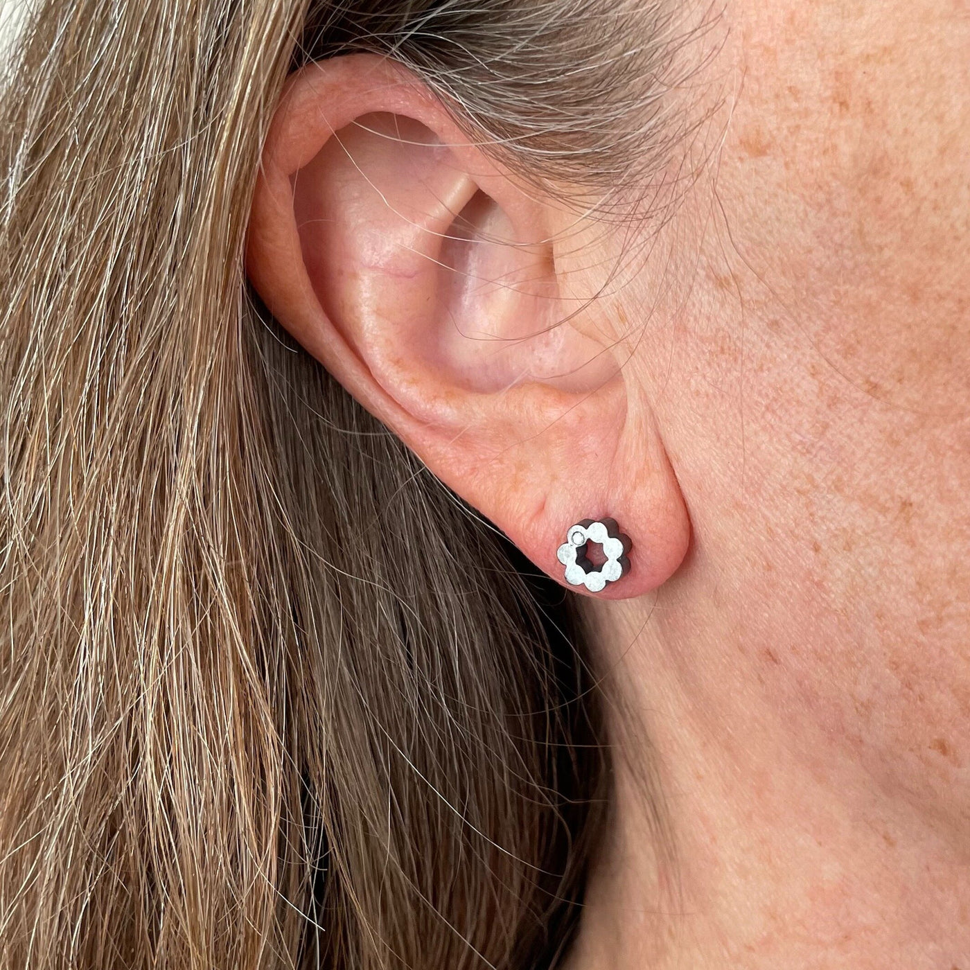 Tiny Circles Earrings