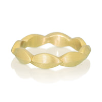 18k yellow gold
