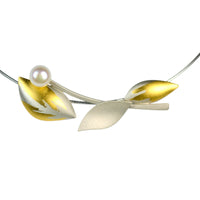 Daffodil Necklace
