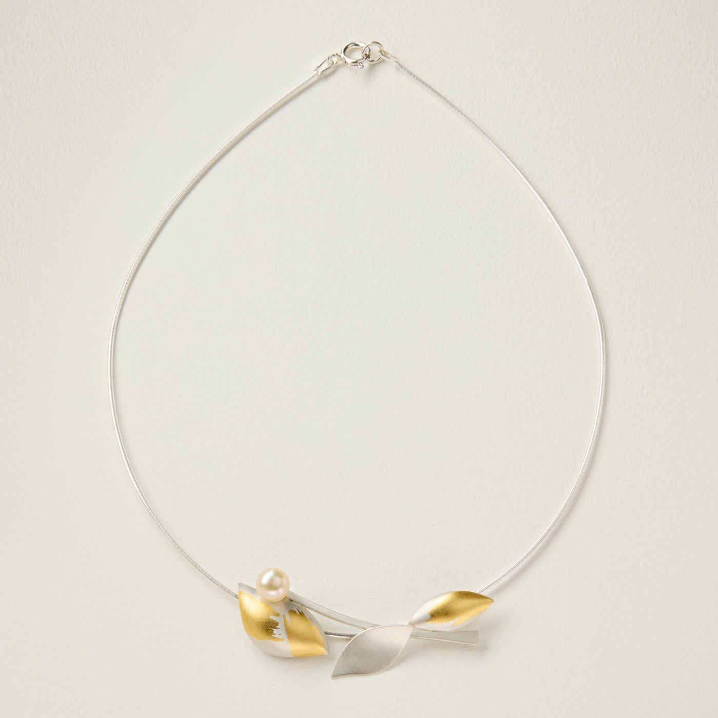 Daffodil Necklace