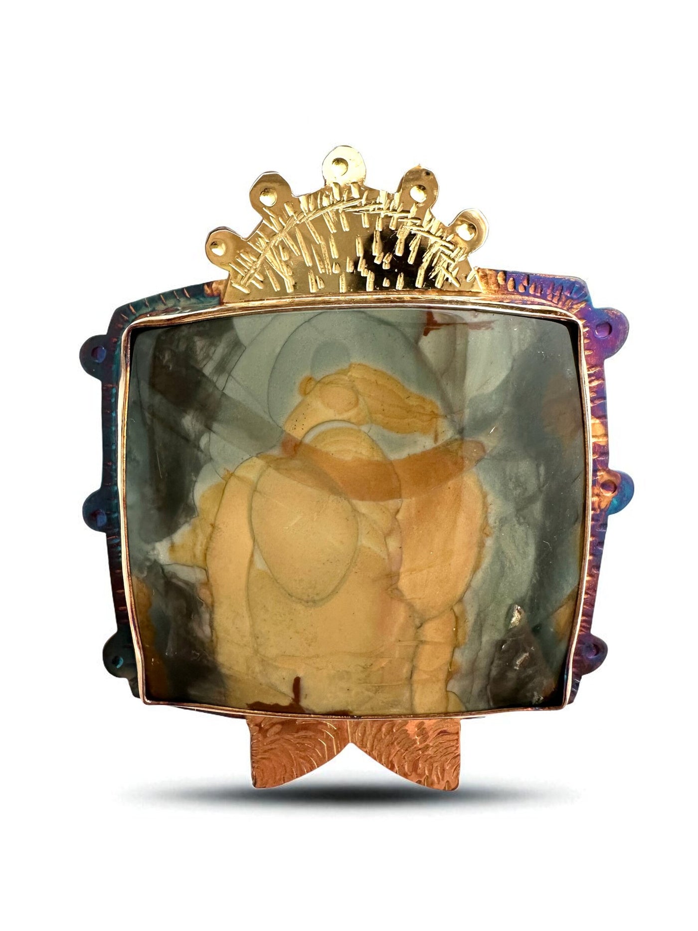 Royalty Pin