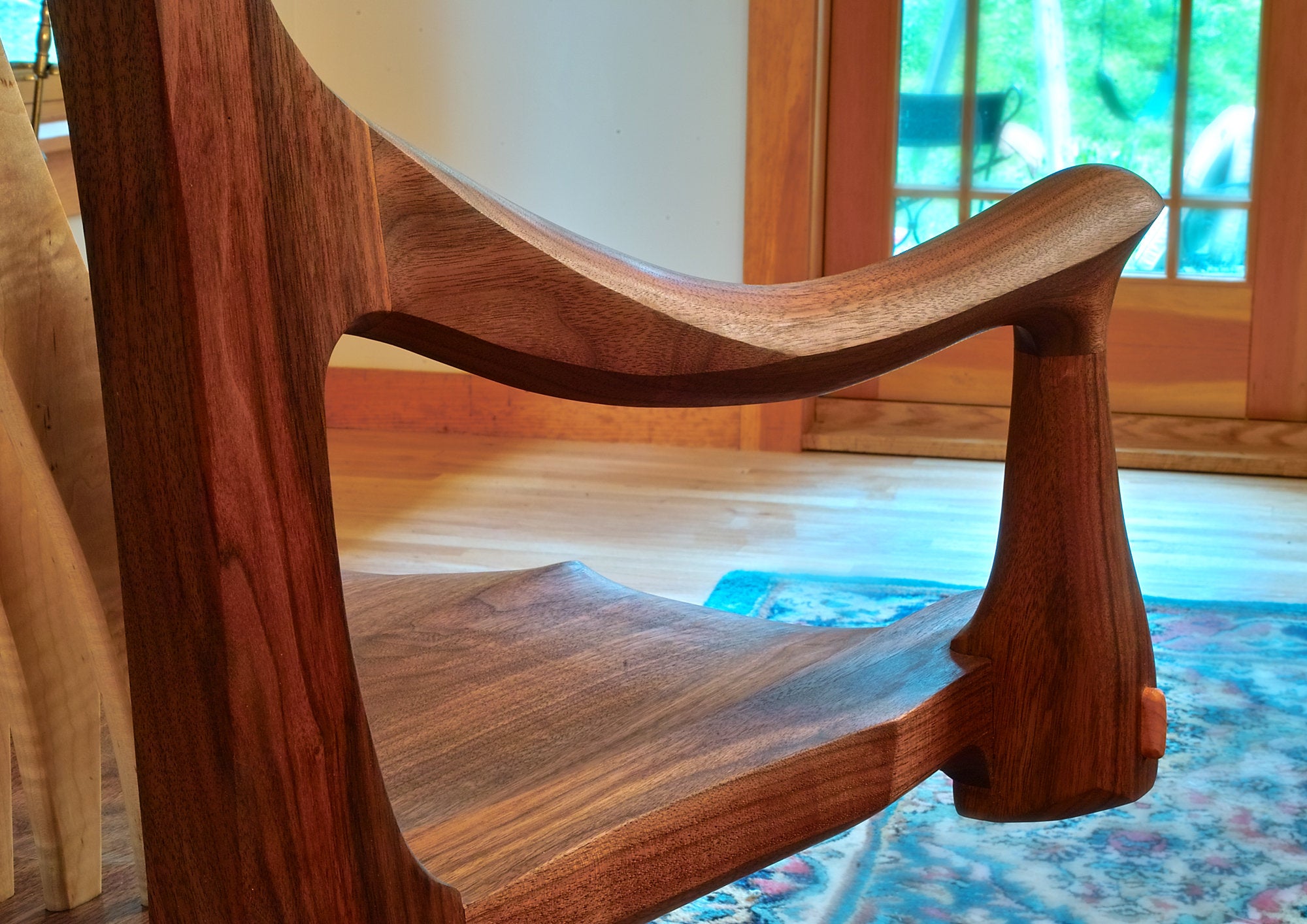 Tucked Arm Swivel Desk Chair