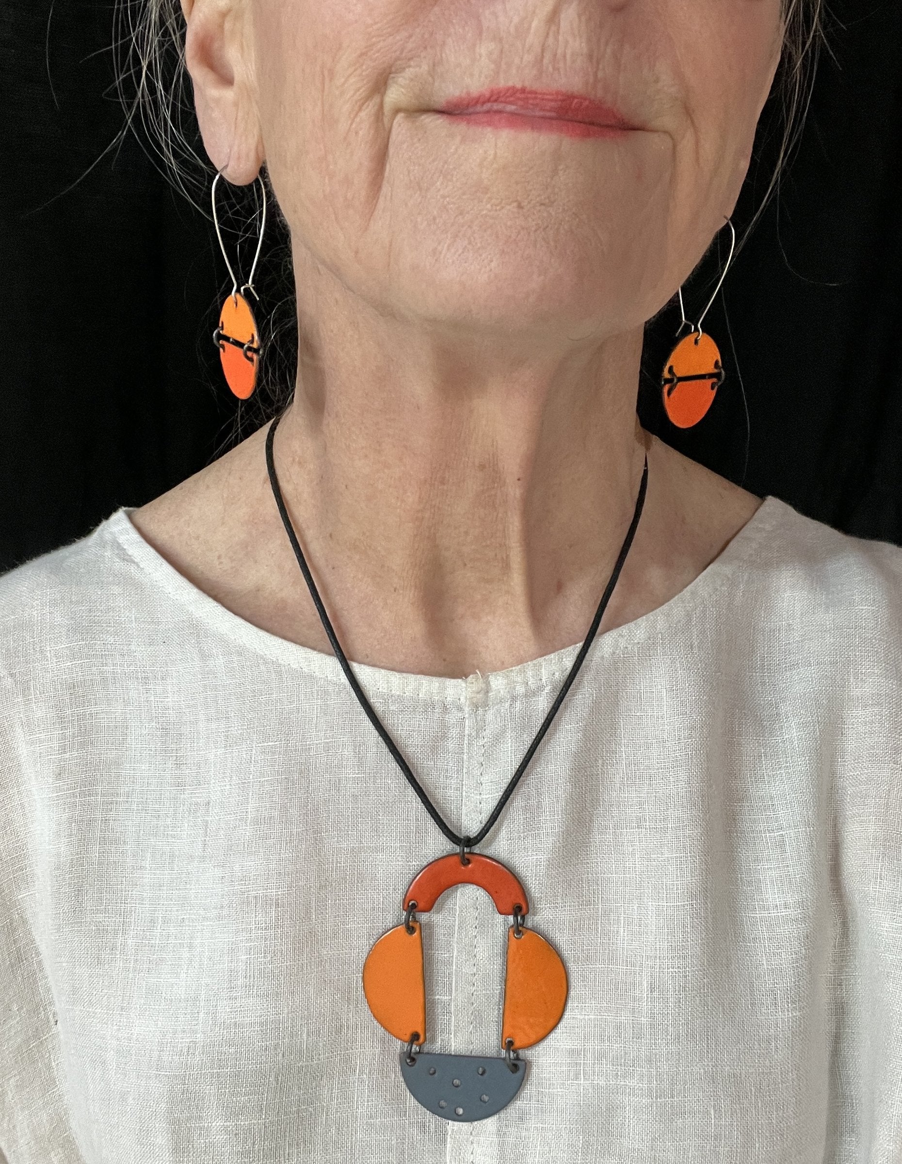 Red/Orange