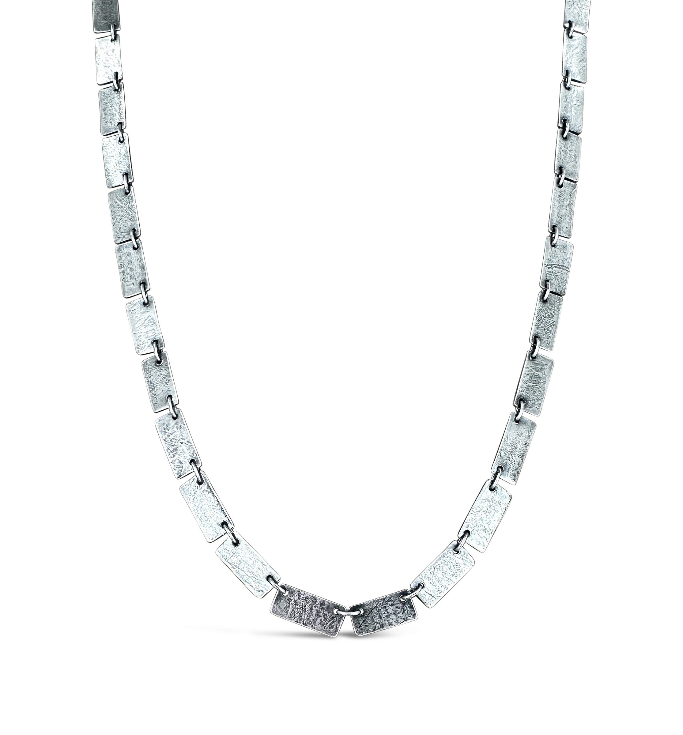Textured Link Necklace