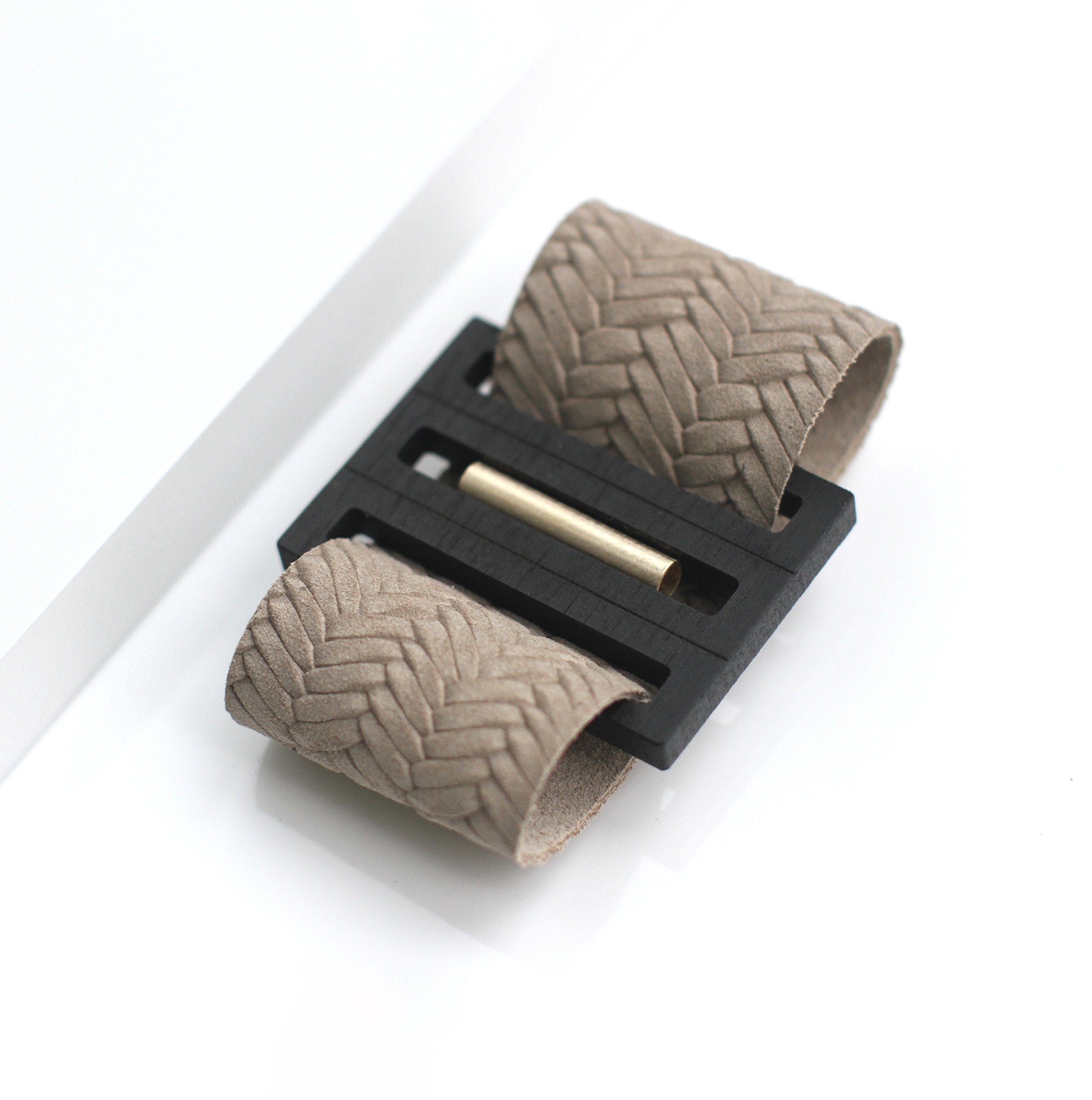 Woven Ladder Wrap