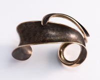 Crest & Curl Bracelet