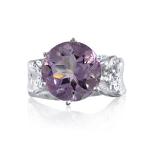 Lily Burst in Pink Amethyst