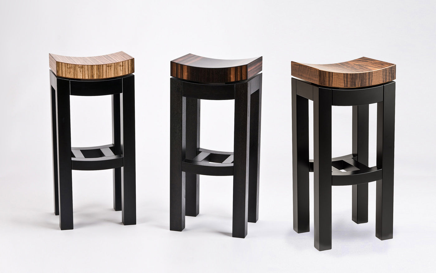 Kurve Stool