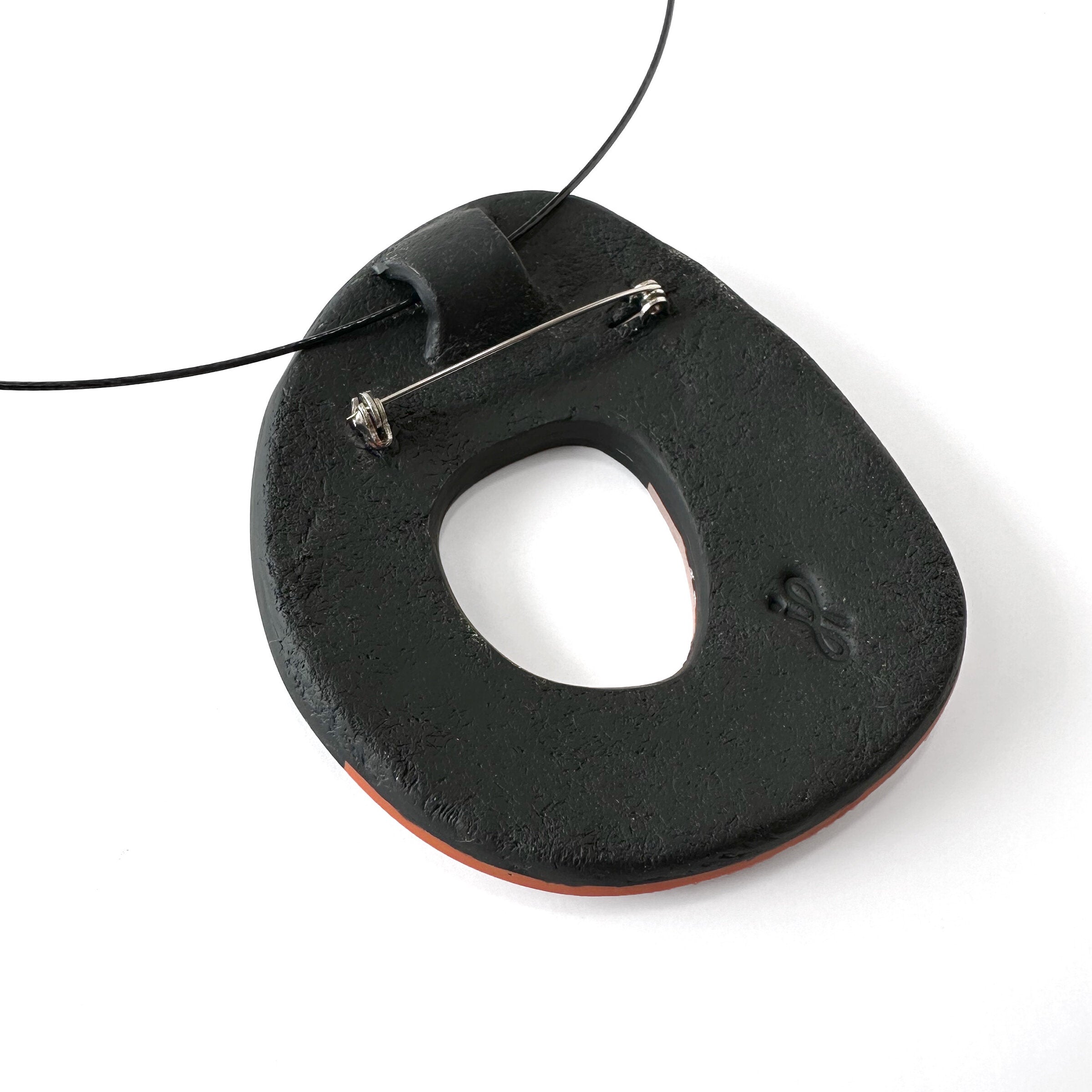 Pebble Pin & Pendant