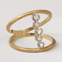 Scribble V Ring