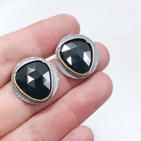 Arise Studs in Black Spinel