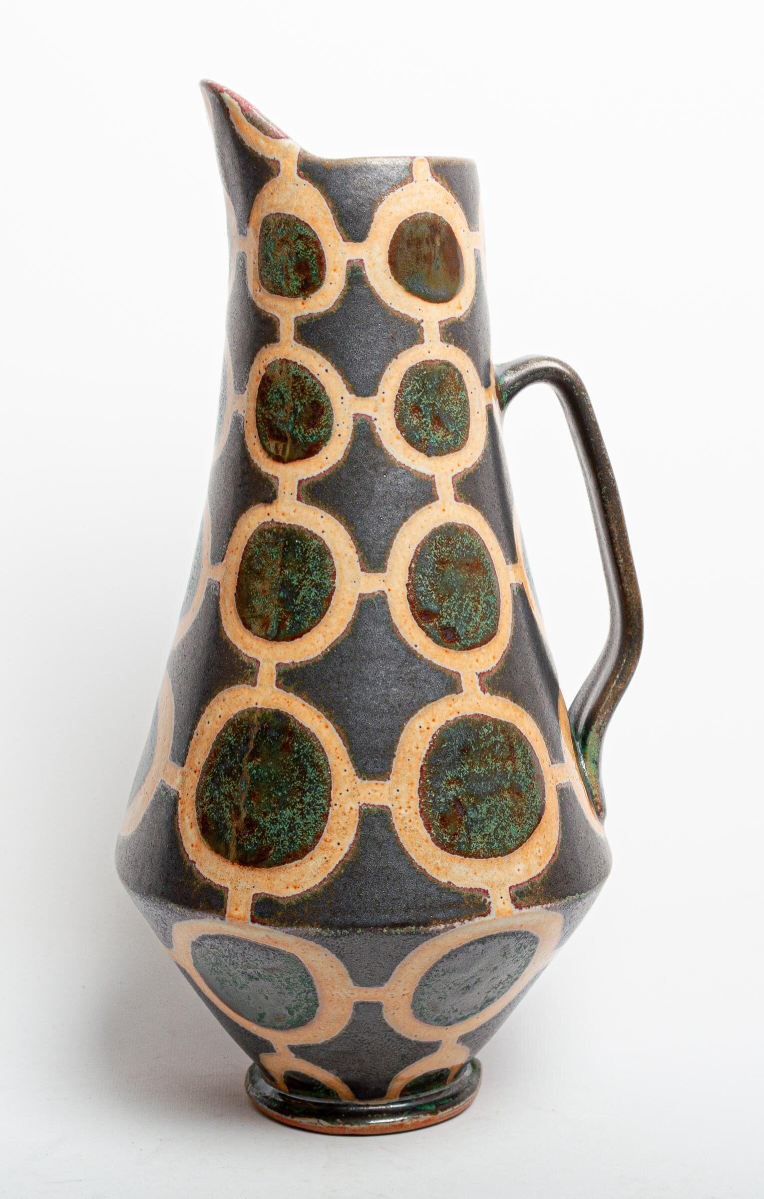 Large Pitcher 2