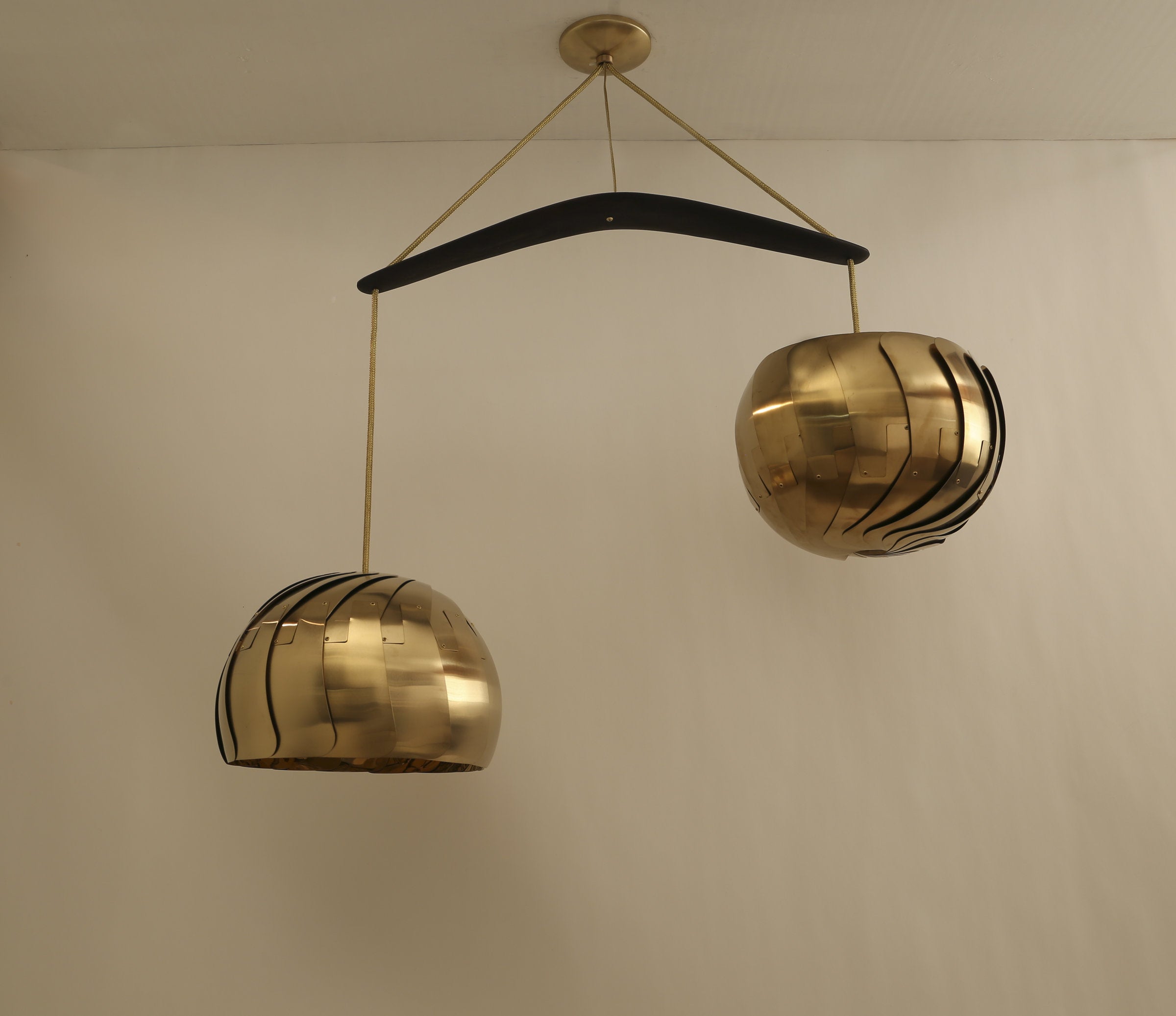 Iris Balance Chandelier Light