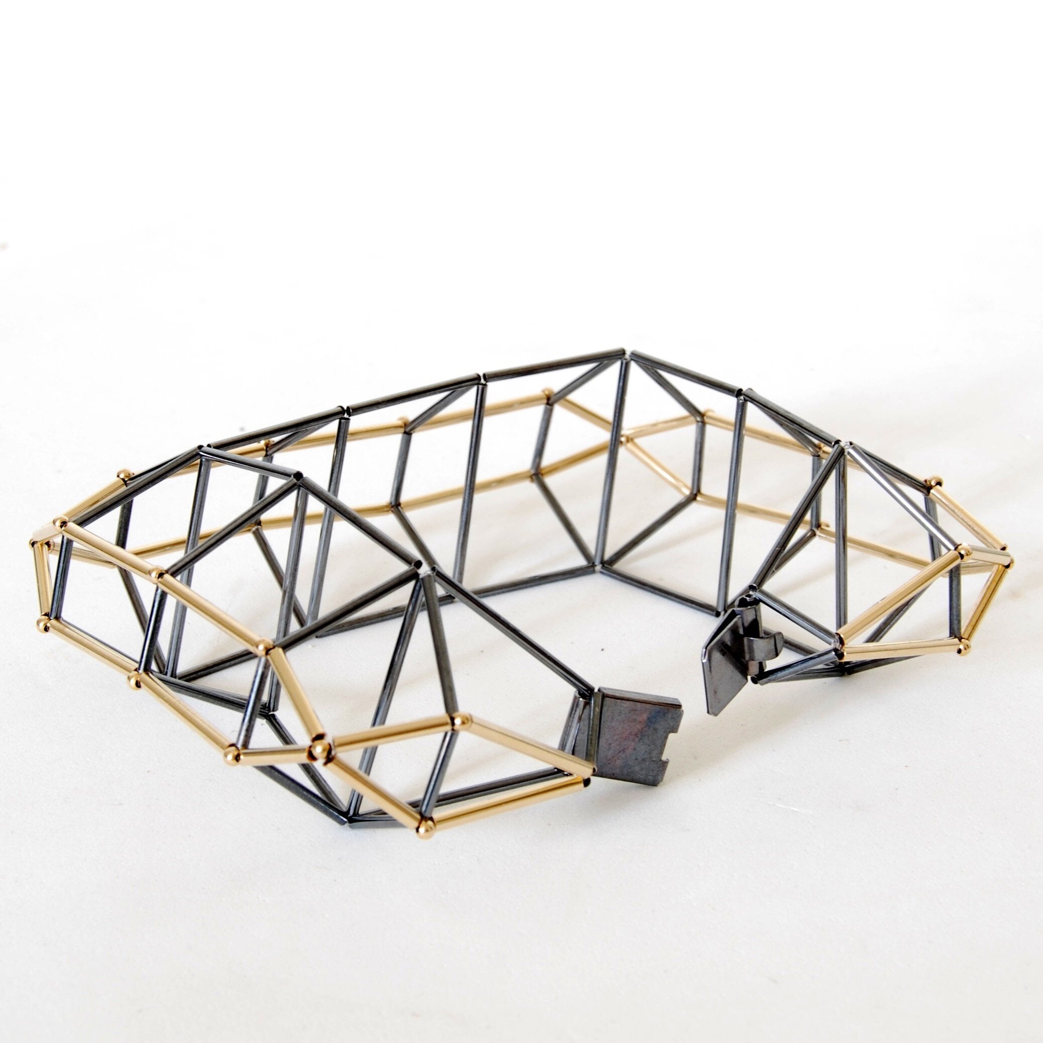 Flexible Cells Bracelet