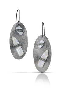 Carved Double Band Ellipse Earrings