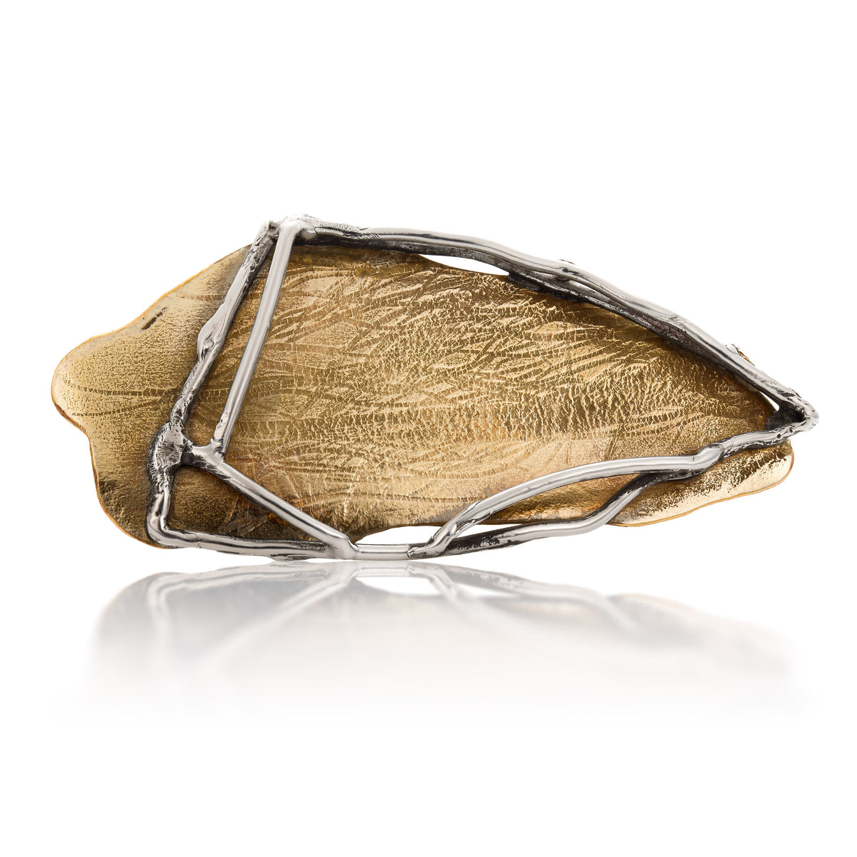 Textured Leaf Pin | Photo by Berlian Arts