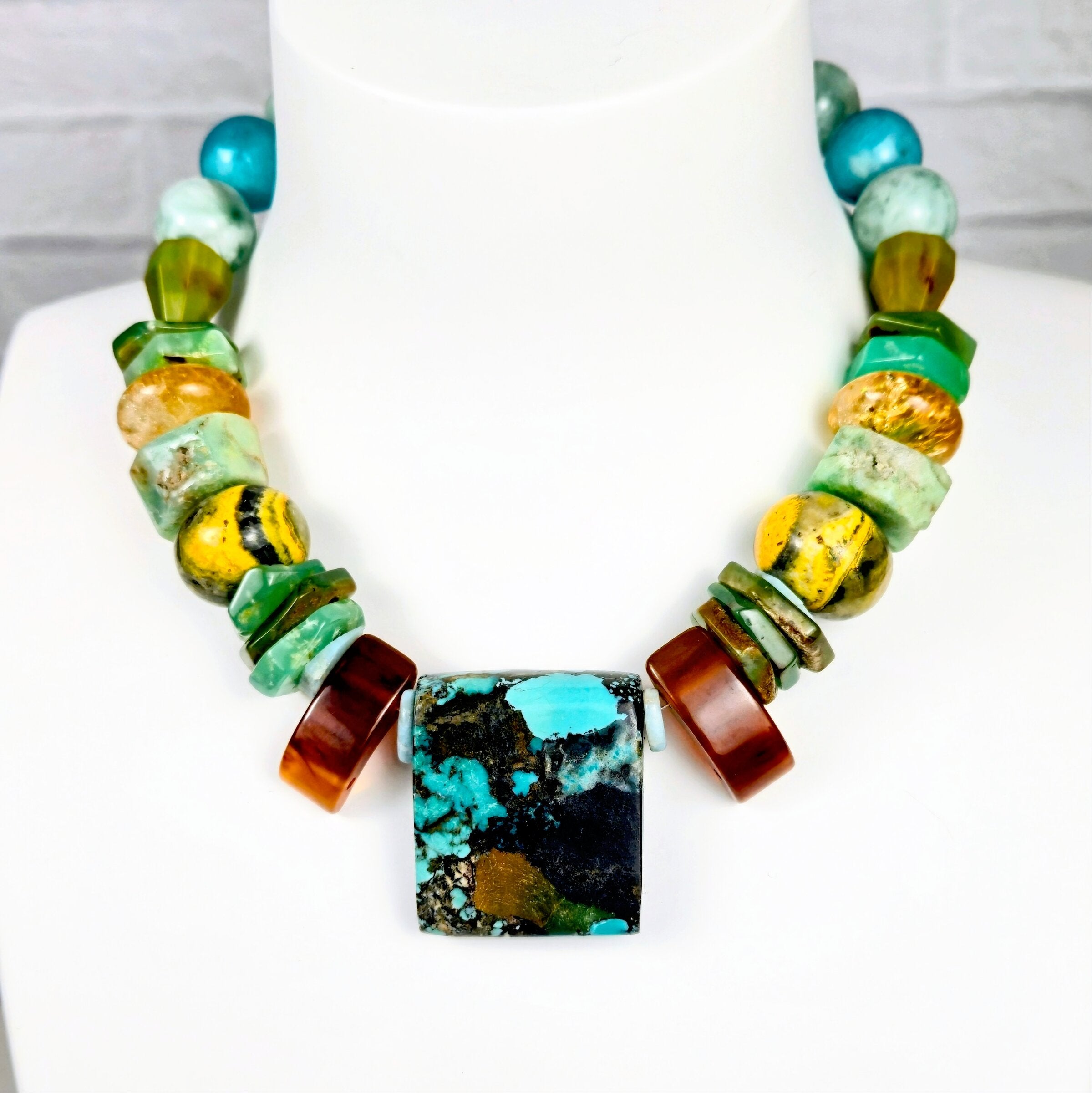 Villiere Necklace