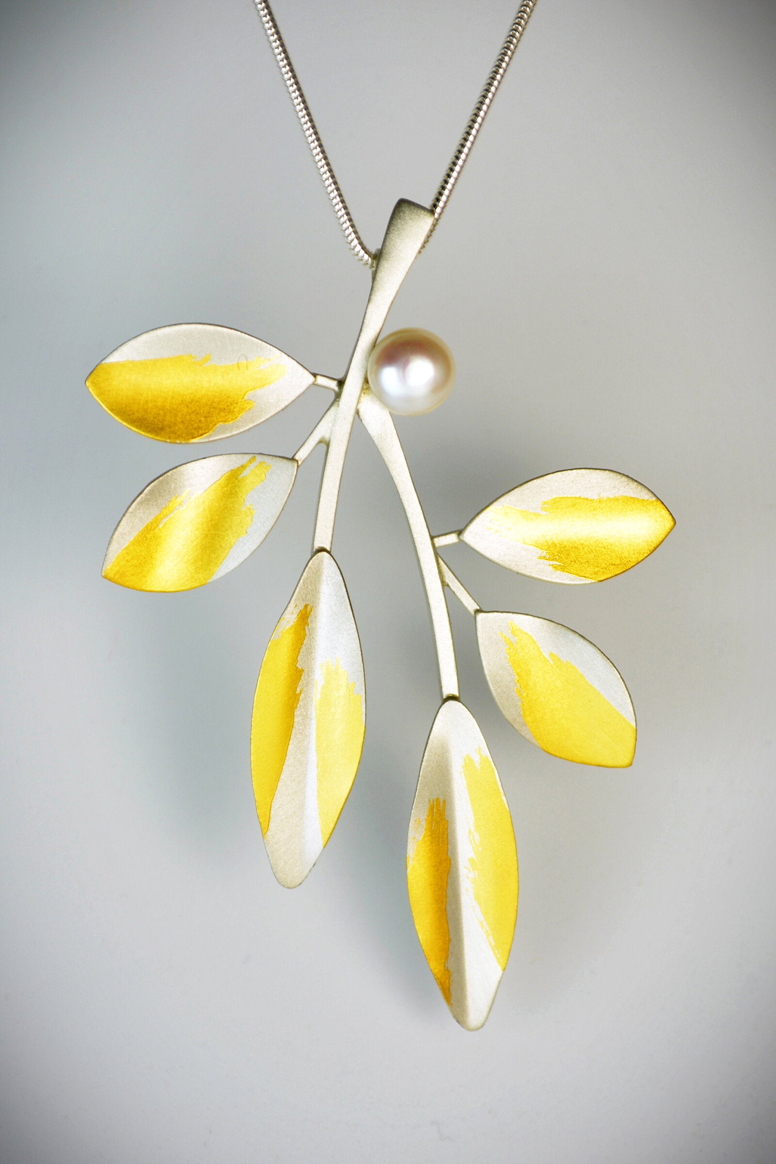 Two Branches Pearl Necklace