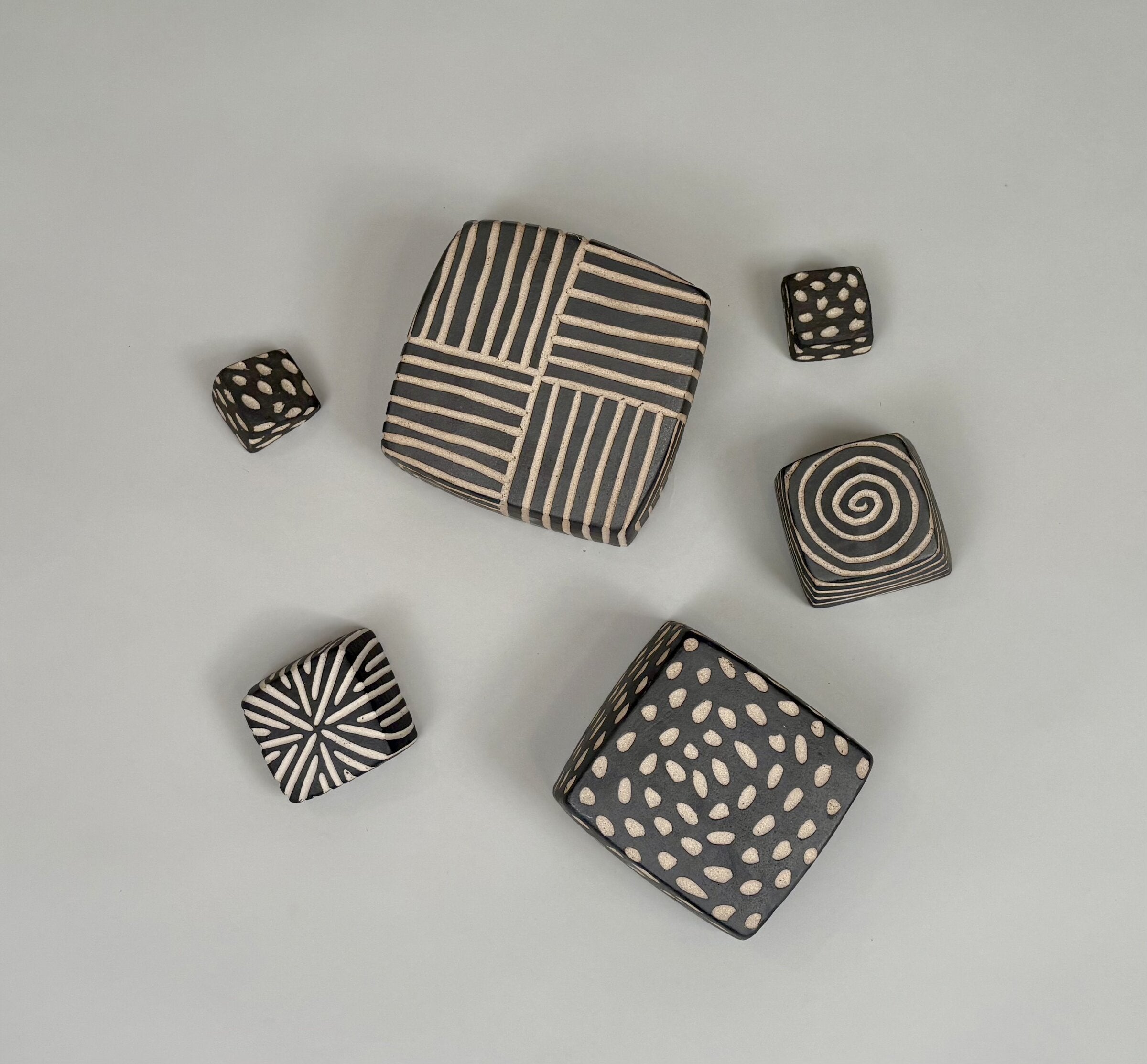 Random Patterns Cubes