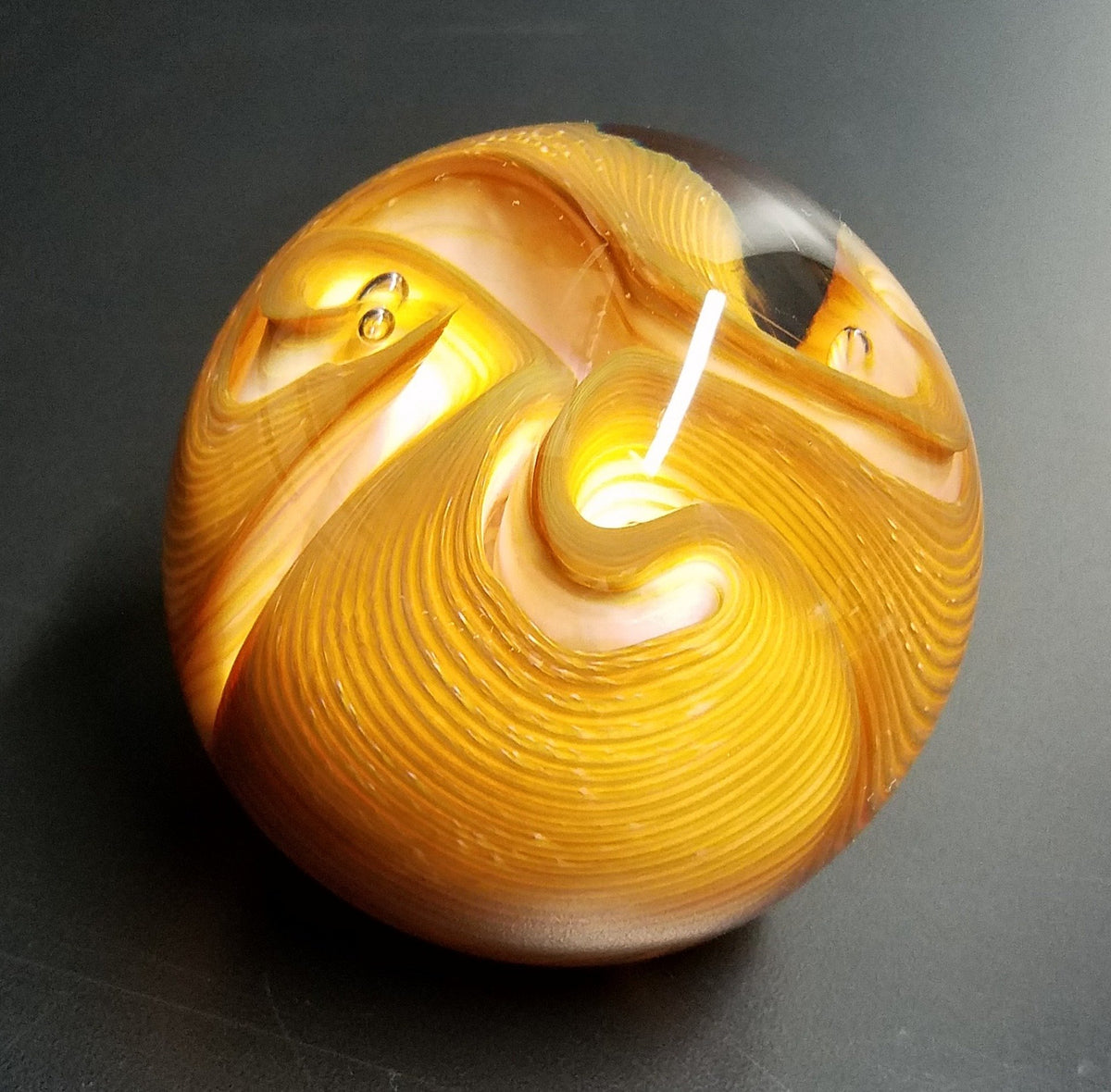 Glowing Three Twist Flower
