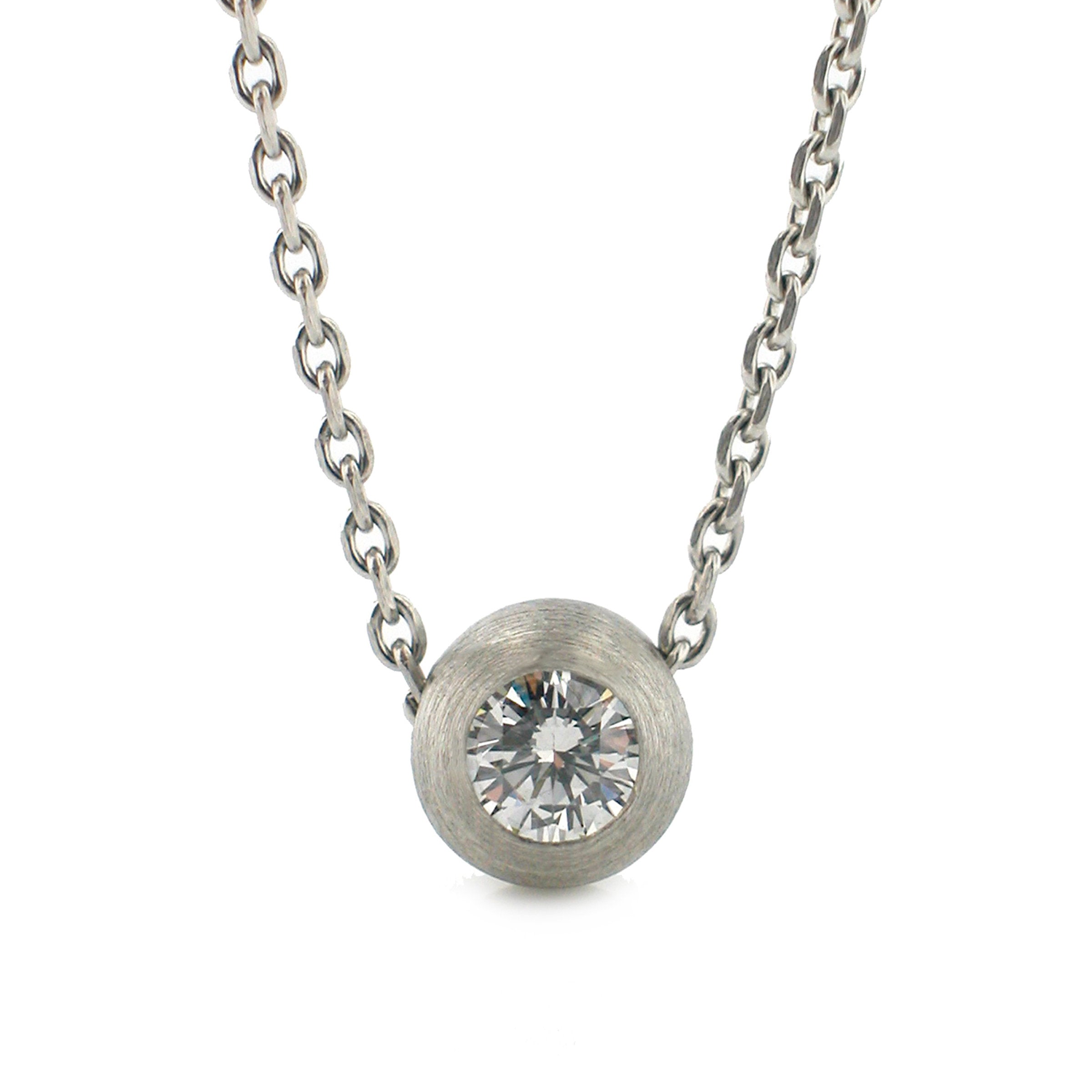 Diamond on the reverse side