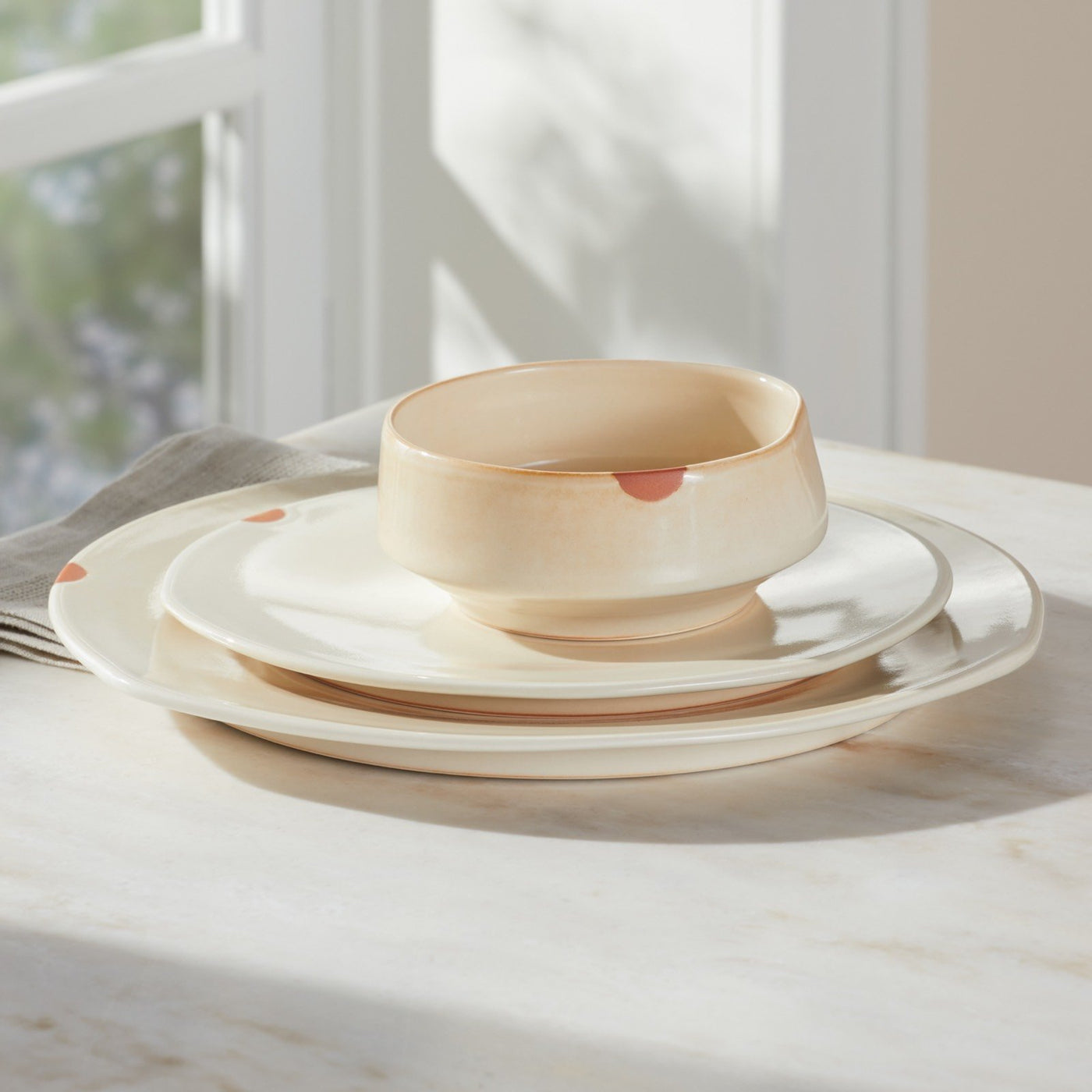 Dinner Set in Fingerprint