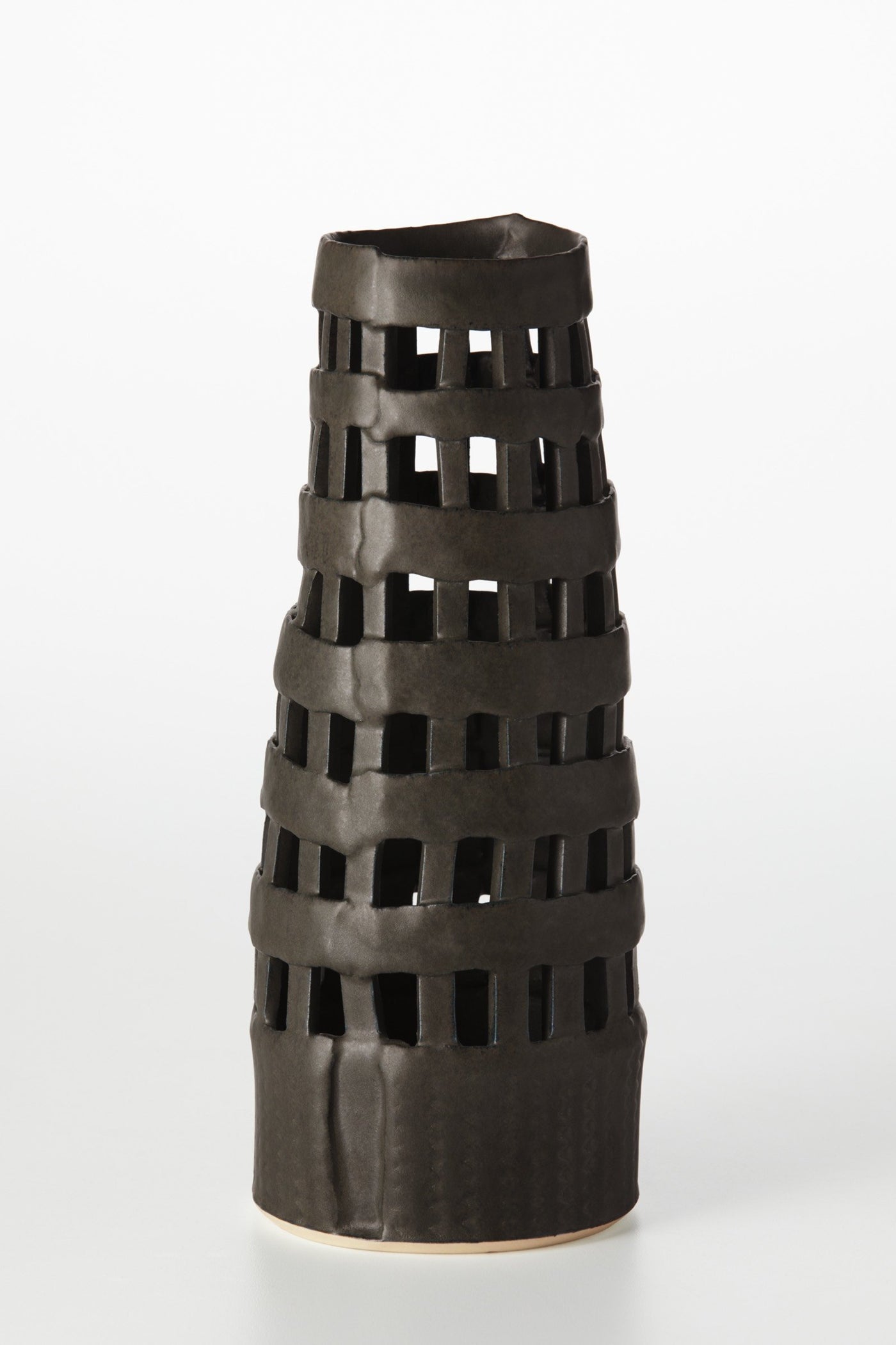 Lattice Vase in Black