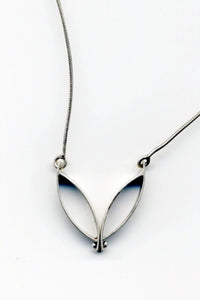 Para Double Necklace