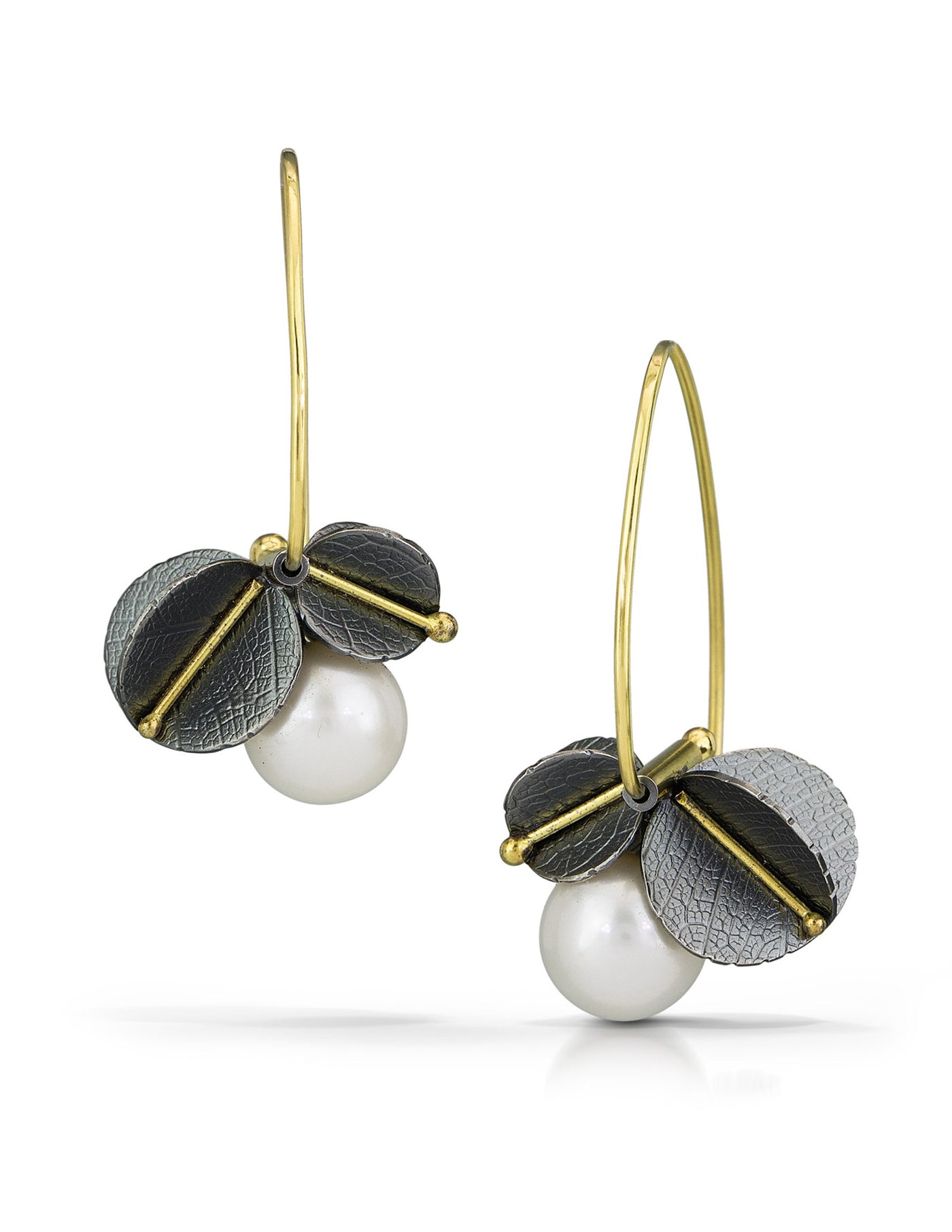 Veinline Pearl Blossom Earrings