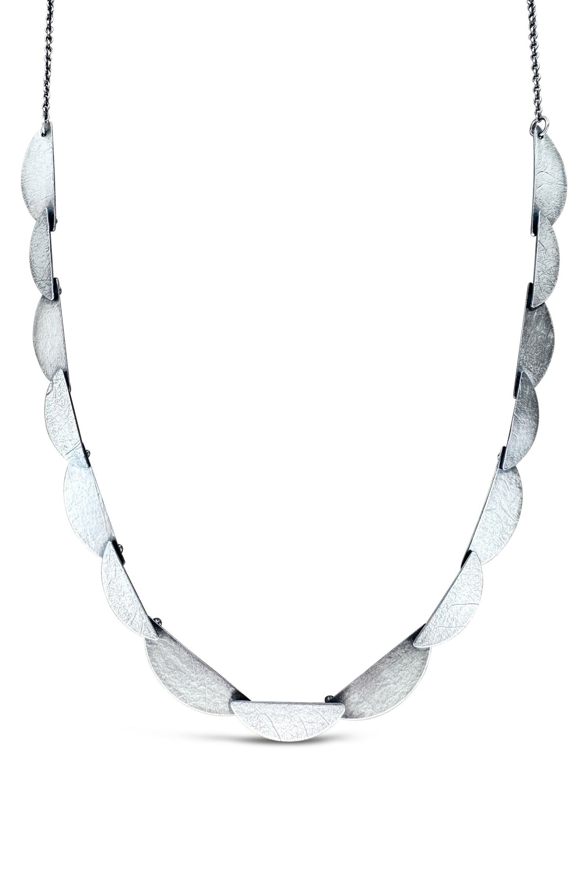 Scalloped Collar Necklace