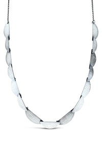 Scalloped Collar Necklace