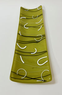 White Arcs on Green Platter