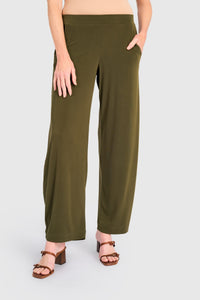 Essential Slinky Flow Pants