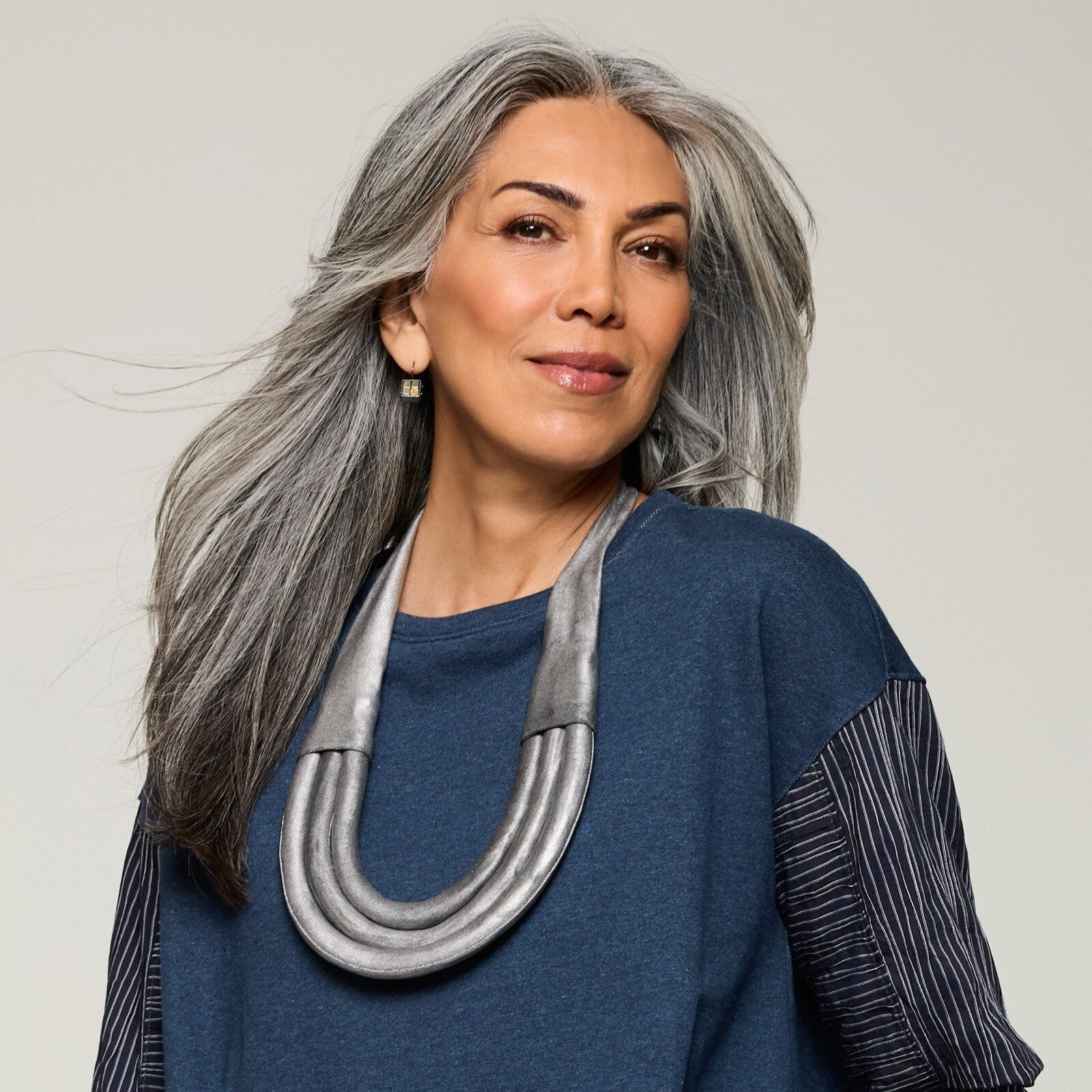 Hanging Metallic Loop Necklace