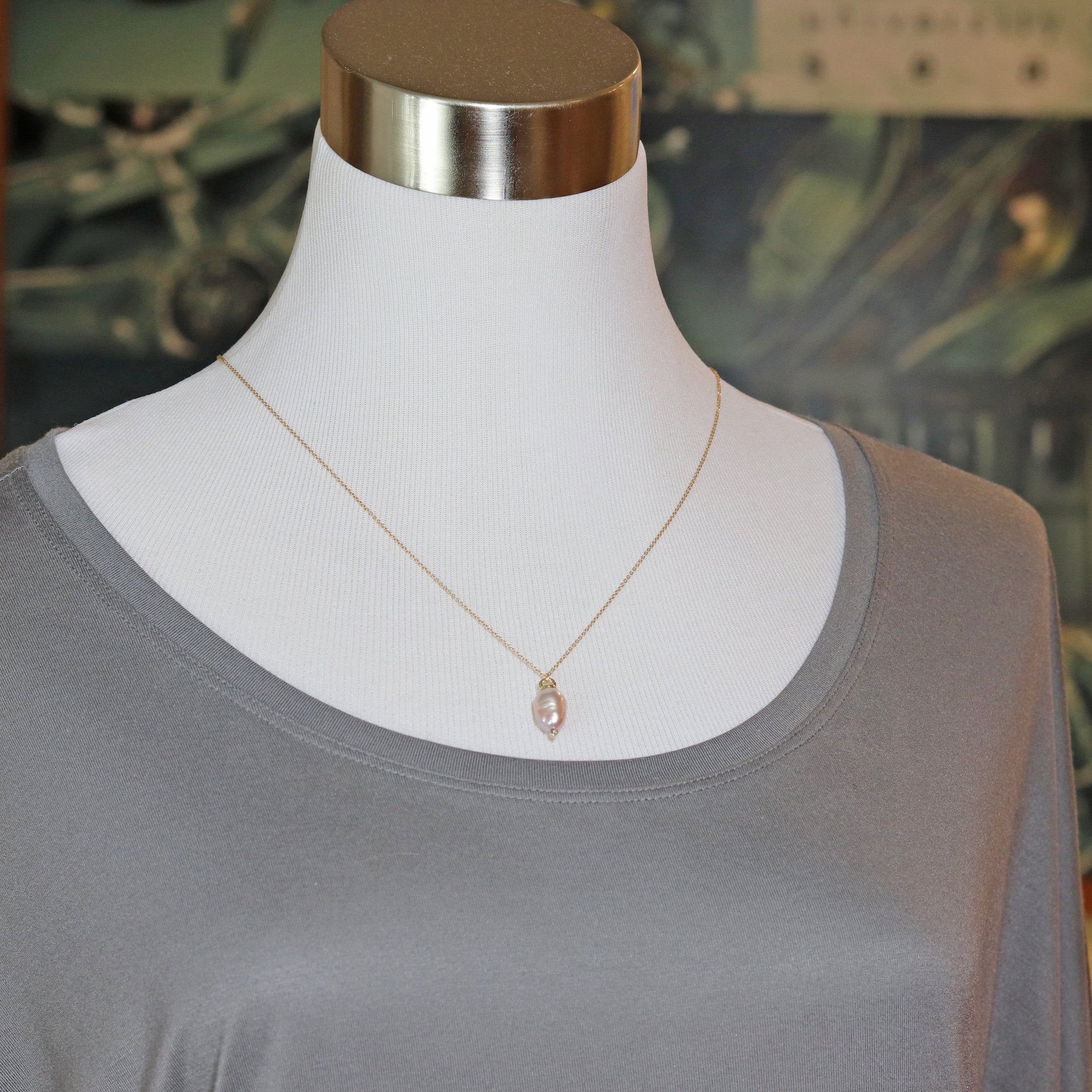 Baroque Pearl Pendant