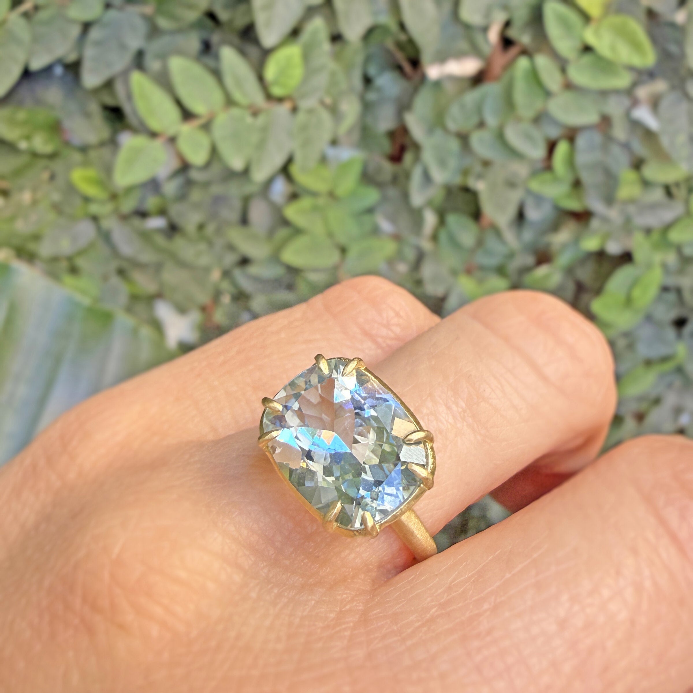 Cushion-Cut Aquamarine Aqueduct Ring