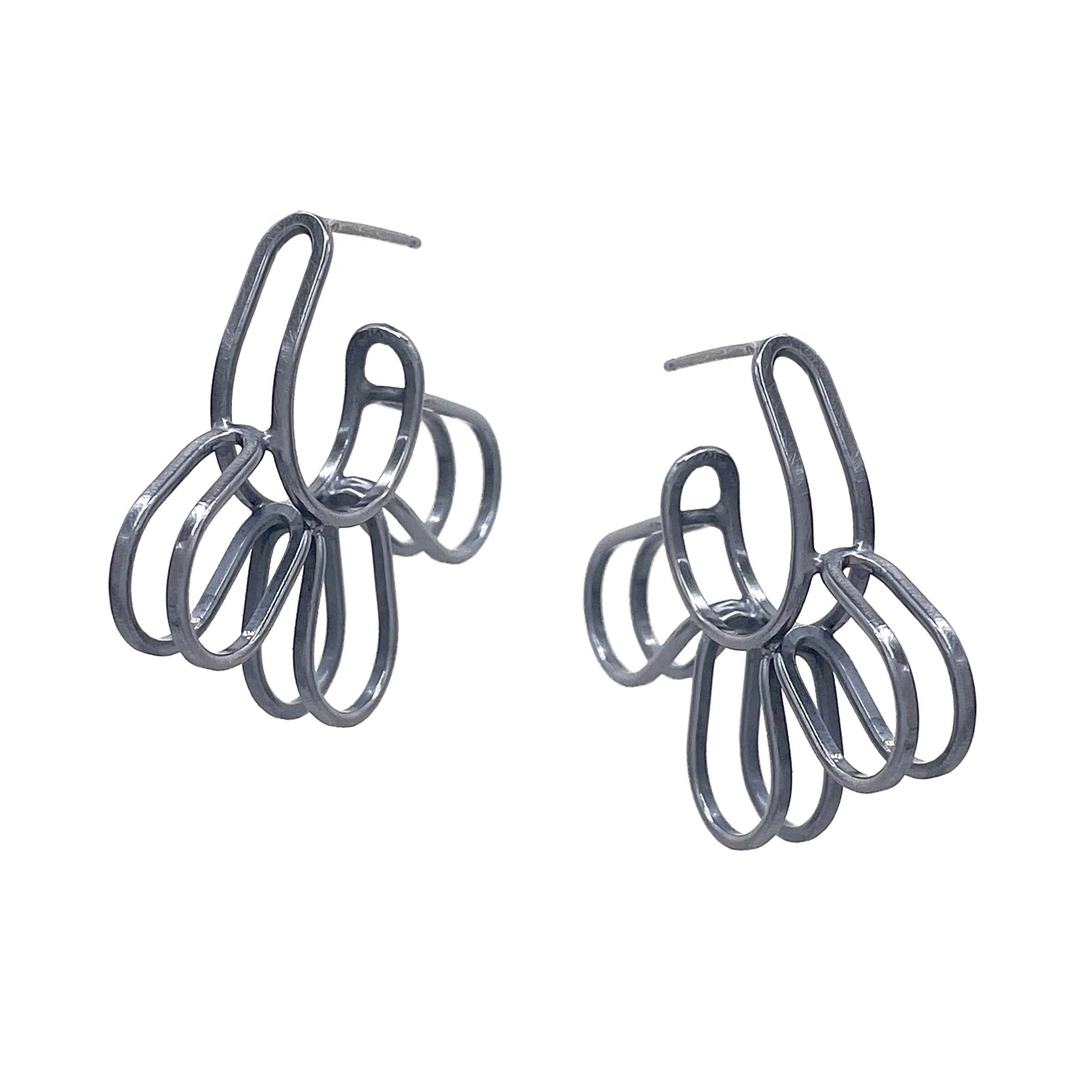 Link Hoop Petal Earrings